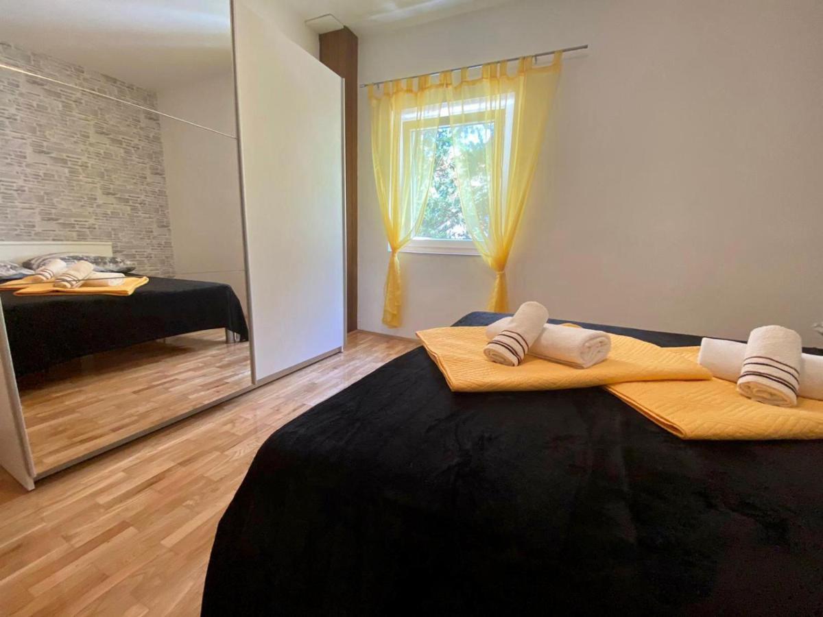 Apartments King - City Center نوفاليا المظهر الخارجي الصورة