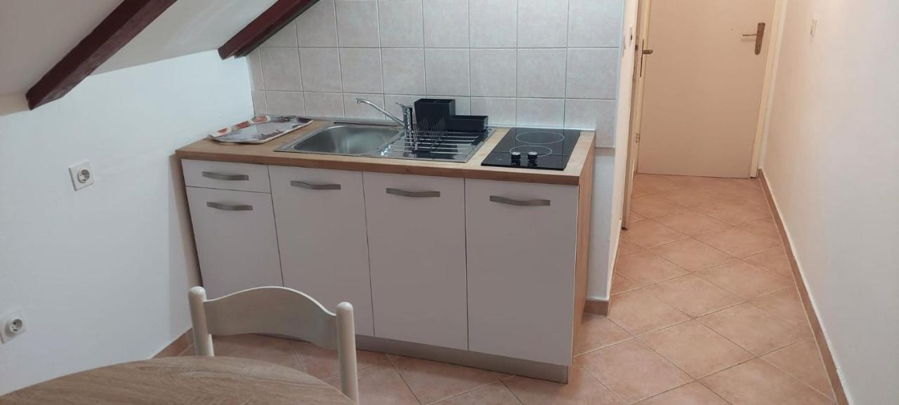 Apartments King - City Center نوفاليا المظهر الخارجي الصورة