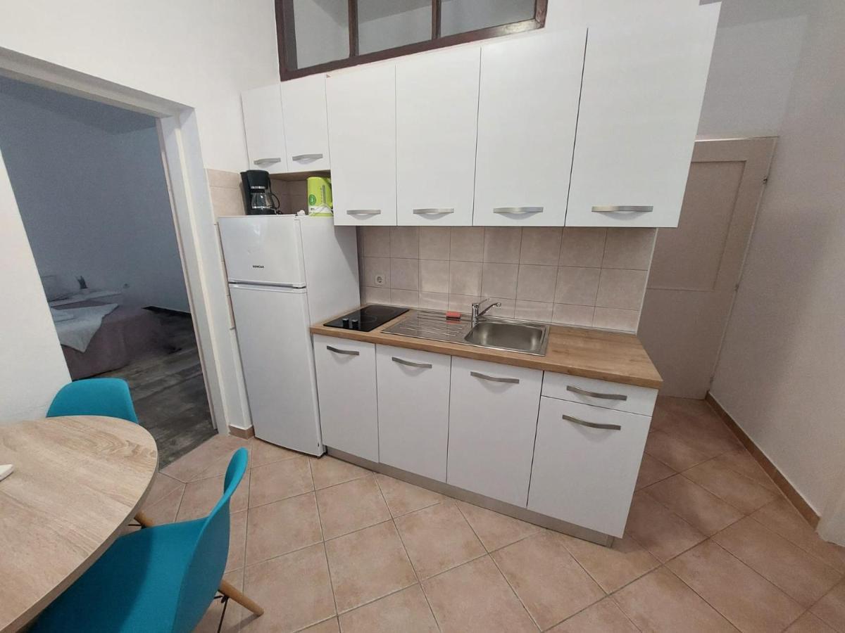 Apartments King - City Center نوفاليا المظهر الخارجي الصورة